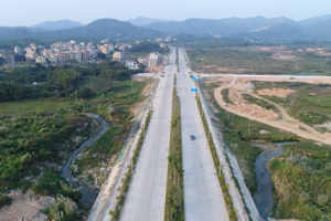 康泰北路建设工程
