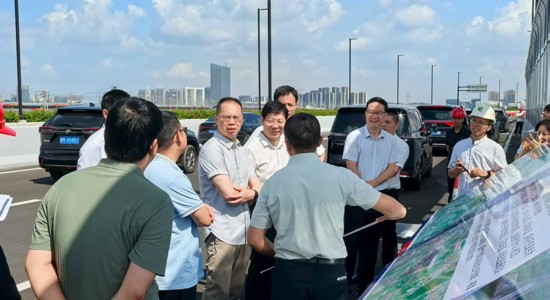 市人大常委会秘书长李海洲带队调研东晓南二标项目建设情况