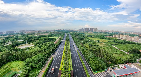 焕新颜 助全运——广州机场高速公路路面品质提升项目提前完工