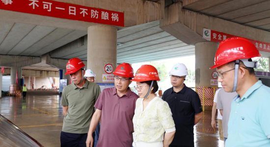 公路工程集团主要领导带队到机场高速改扩建SG06标开展节前安全检查